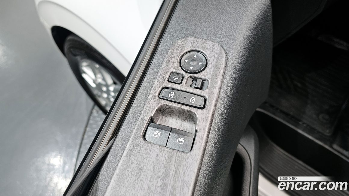 Hyundai Staria 2023