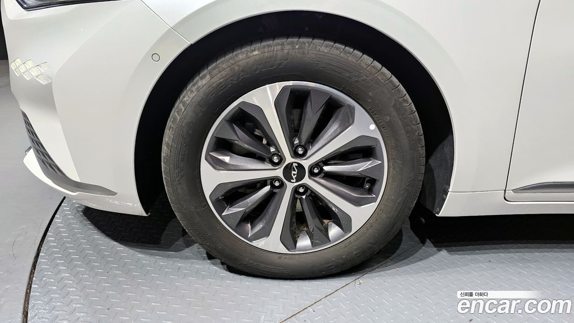 Kia K8 2023