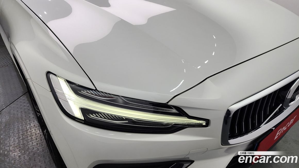 Volvo S60 2022