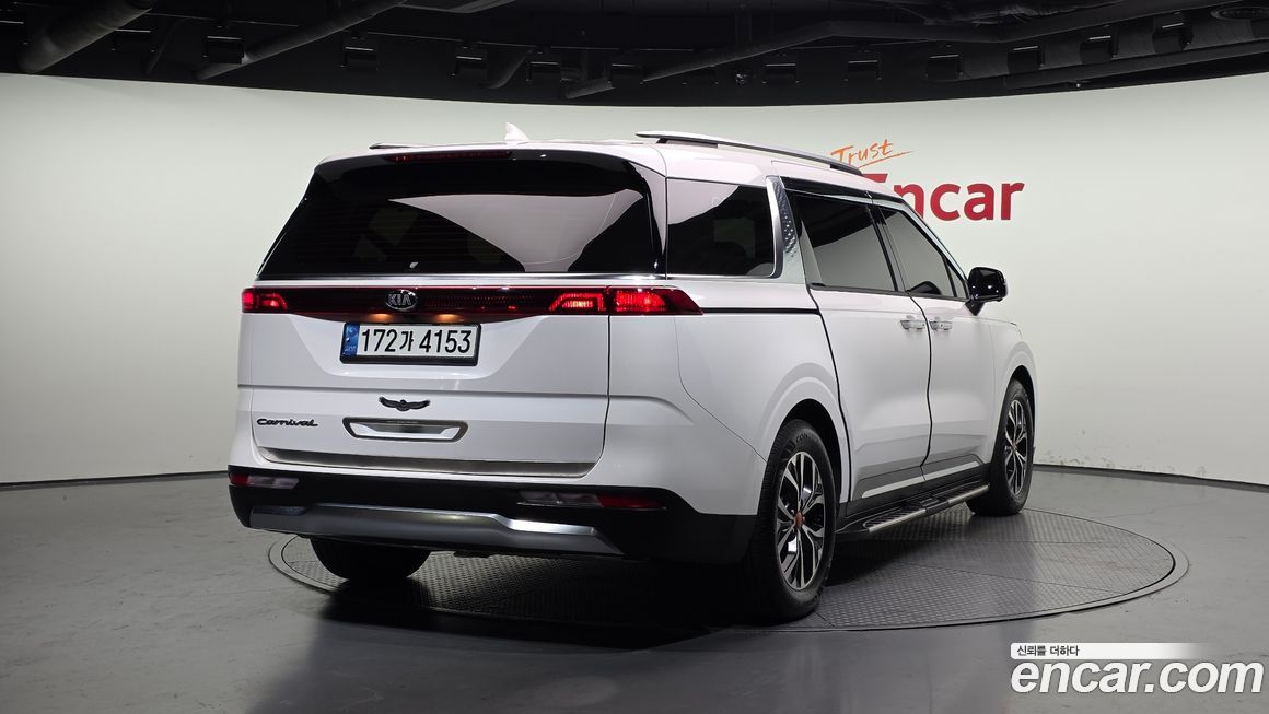 Kia Canival 2021