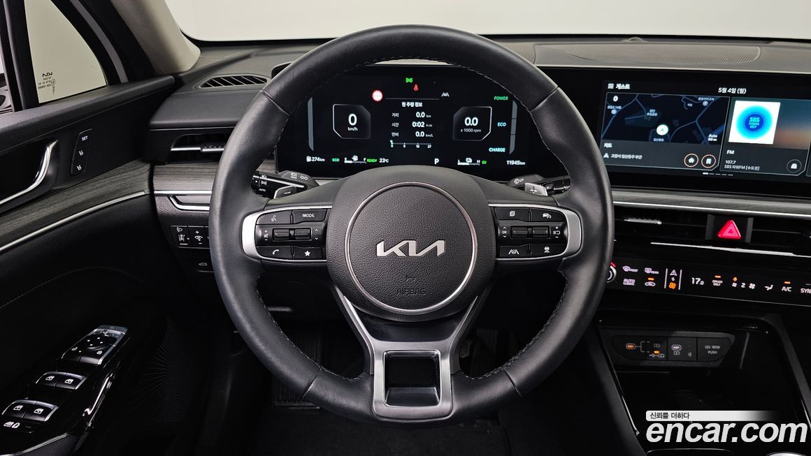 Kia K5 2025
