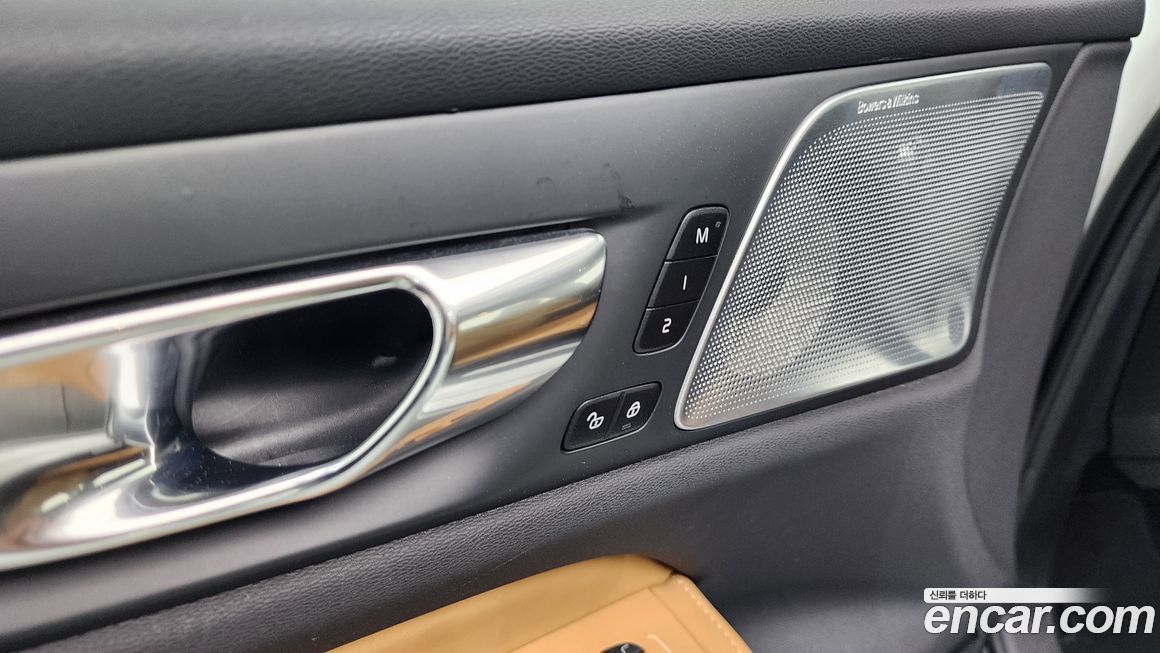 Volvo S60 2022