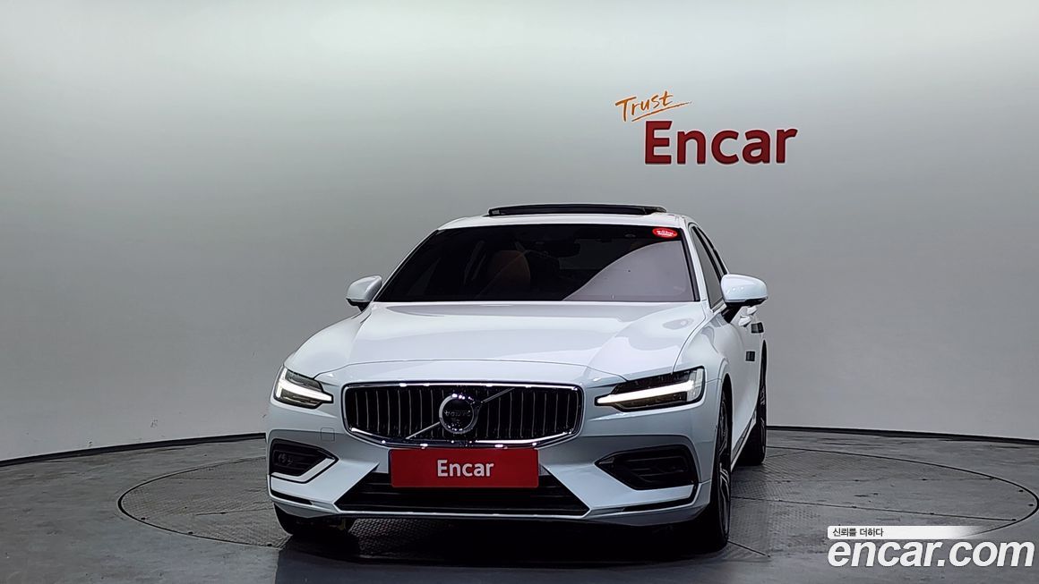 Volvo S60 2022