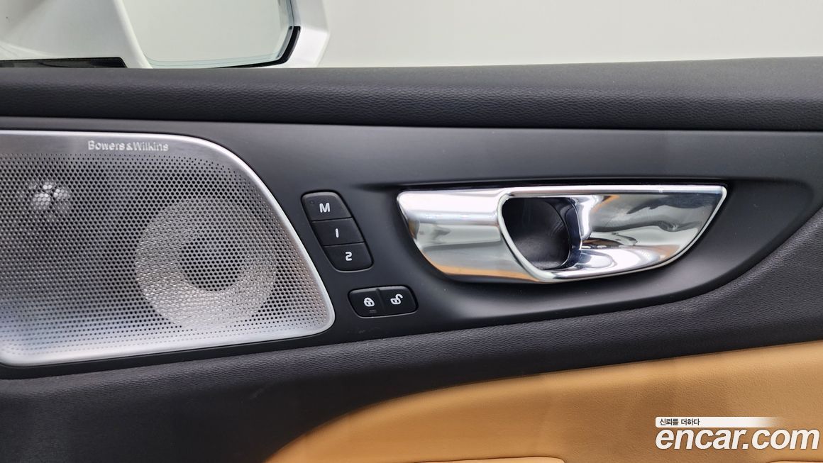 Volvo S60 2022