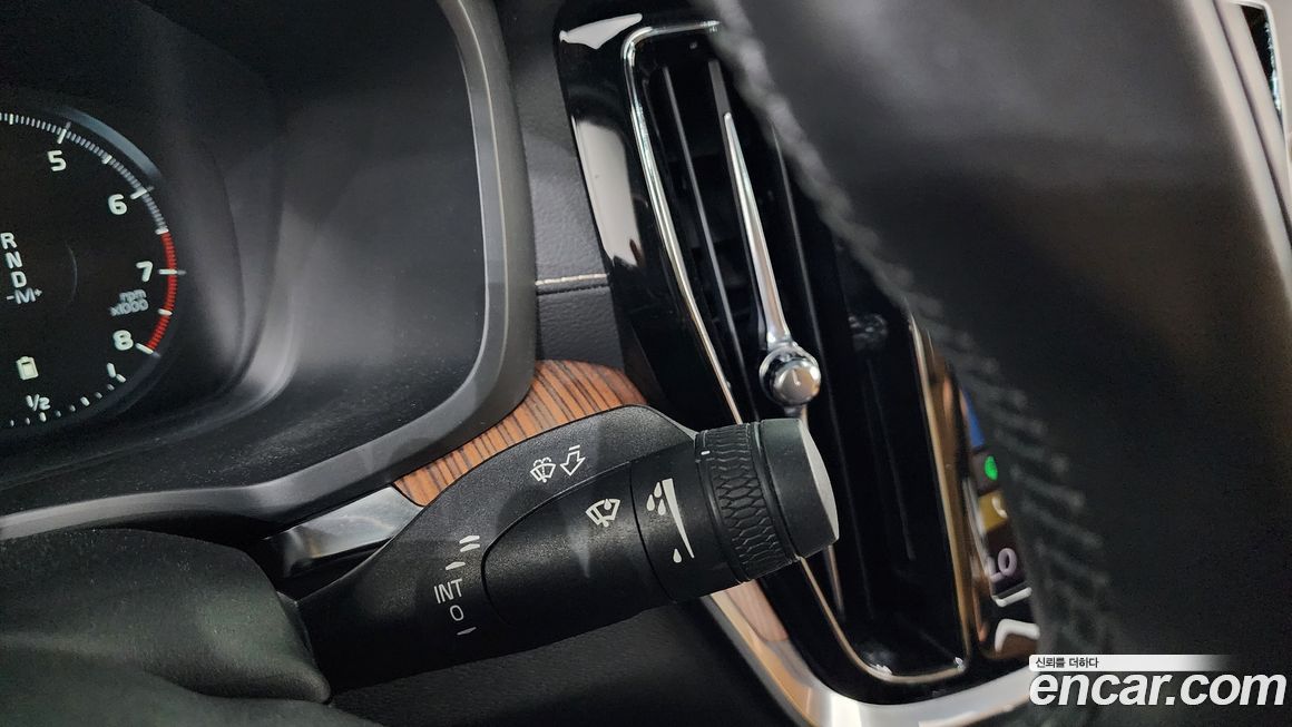 Volvo S60 2022