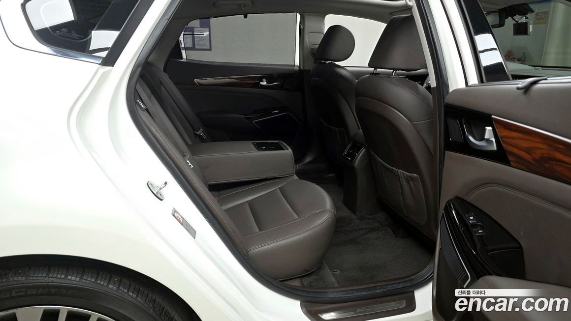 Kia K7 2016