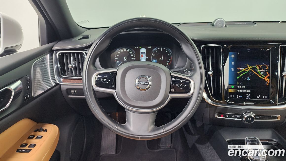 Volvo S60 2022