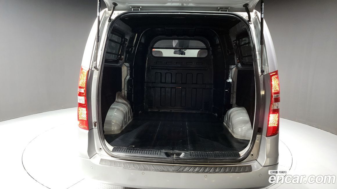 Hyundai Starex 2019