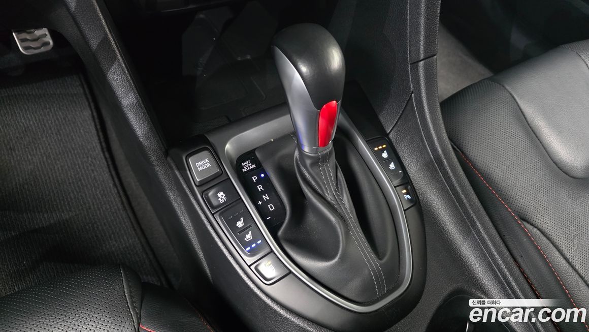 Hyundai Veloster 2019