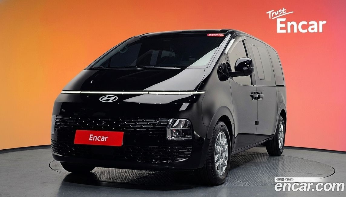 Hyundai Staria 2025