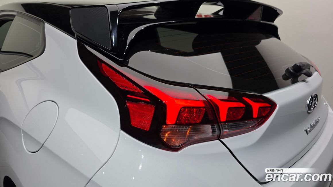 Hyundai Veloster 2019