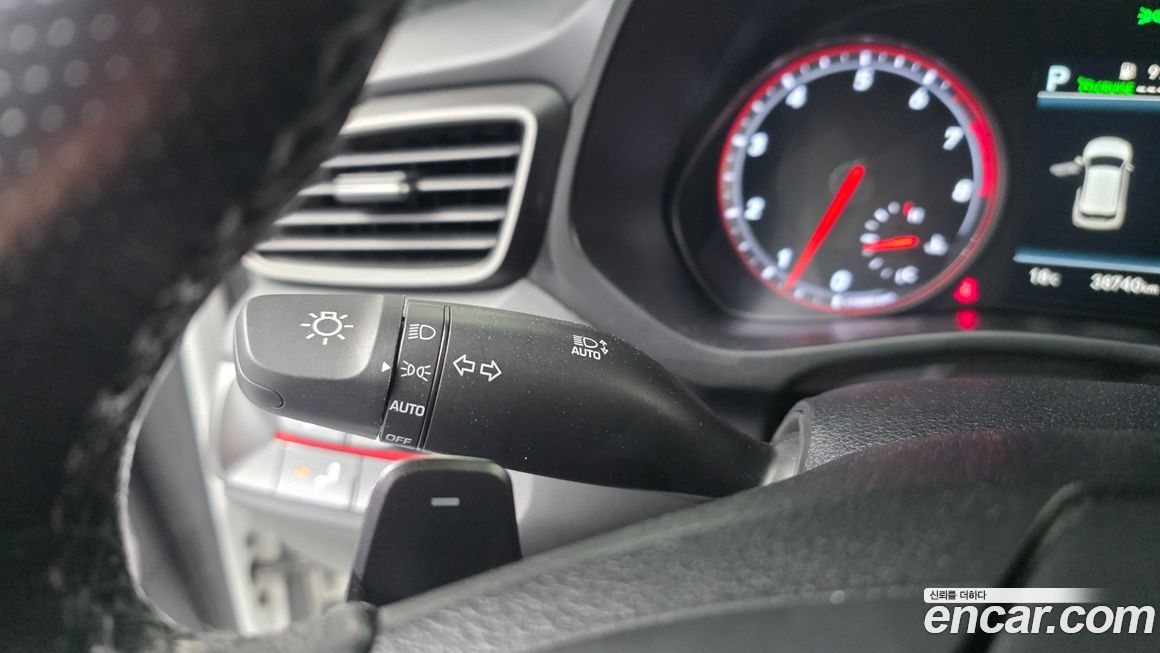 Hyundai Veloster 2019