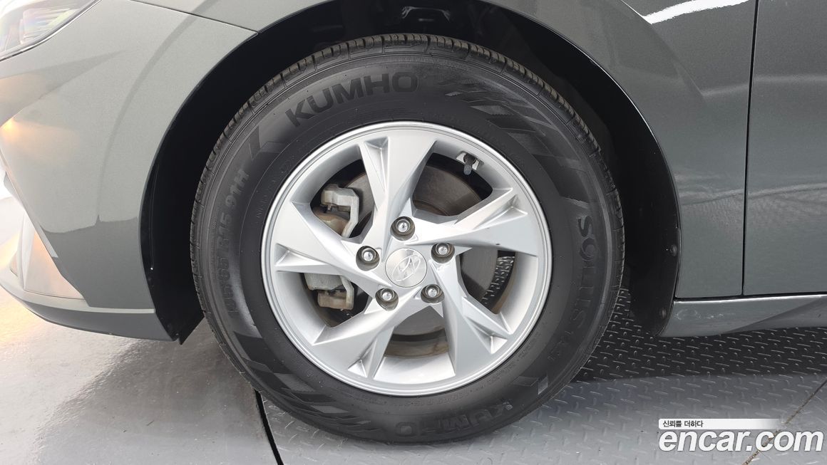 Hyundai AVANTE 2021