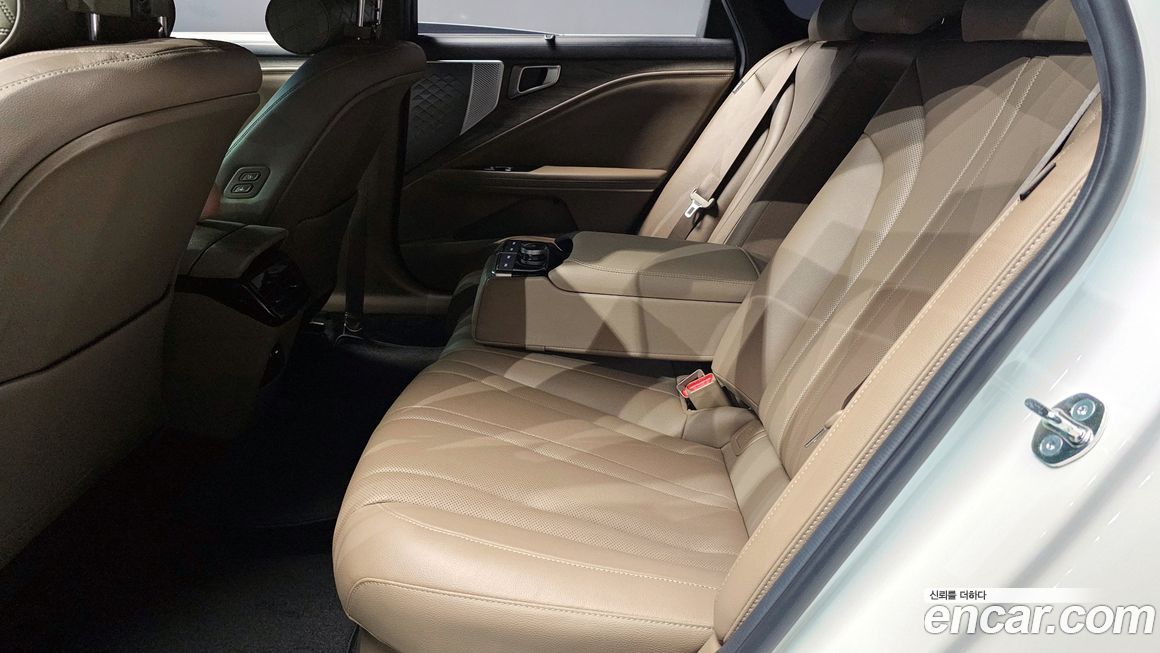 Kia K8 2023