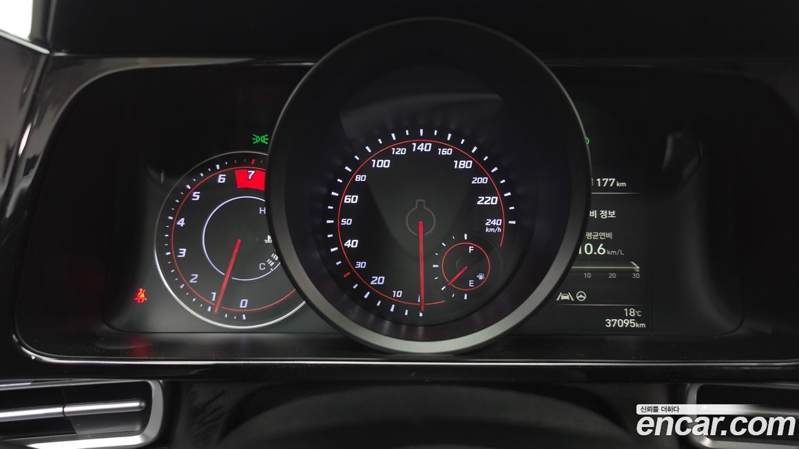Hyundai AVANTE 2021
