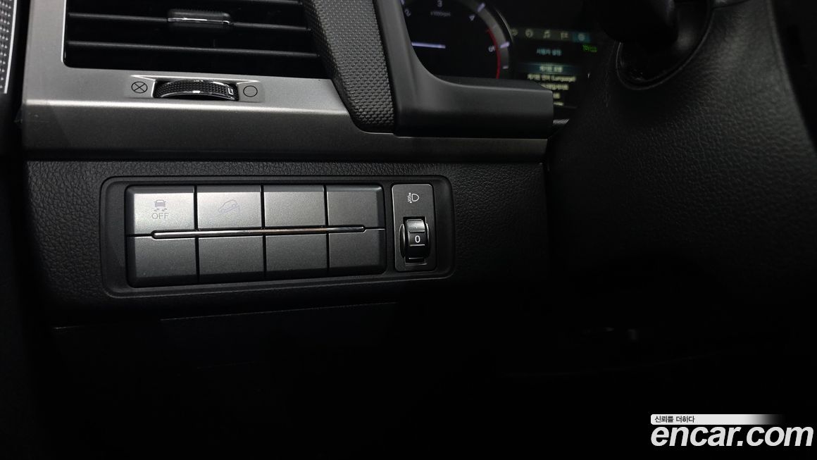 KG_Mobility_Ssangyong Rexton 2019