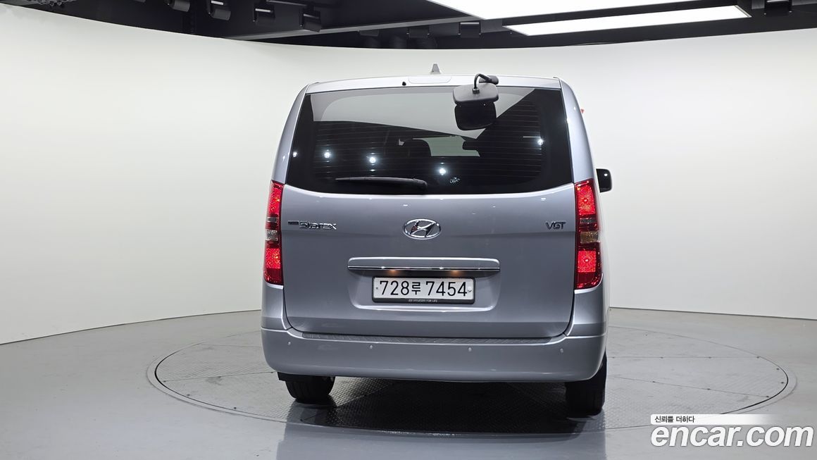 Hyundai Starex 2019