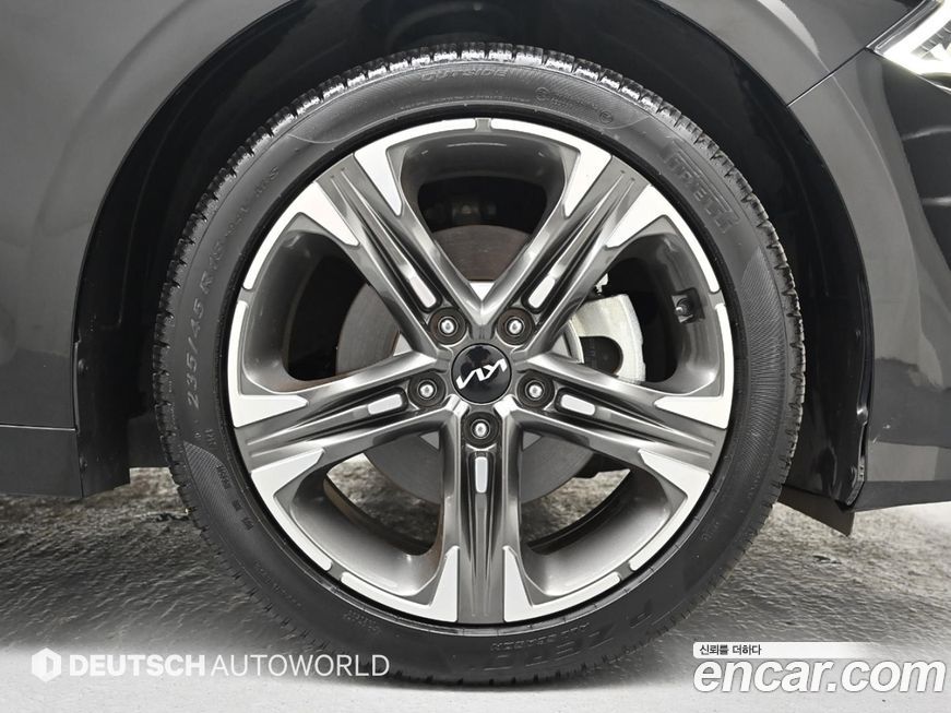 Kia K5 2023