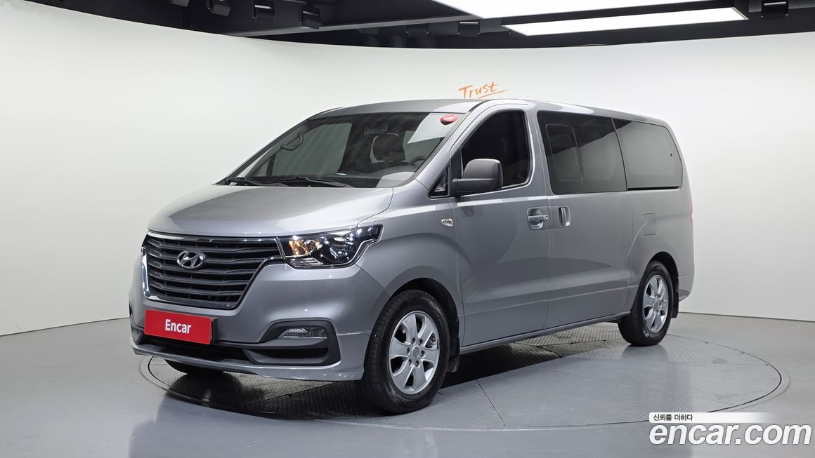 Hyundai Starex 2019