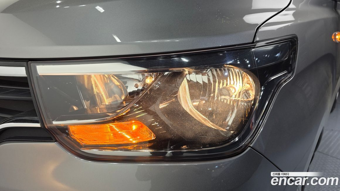 Hyundai Starex 2019