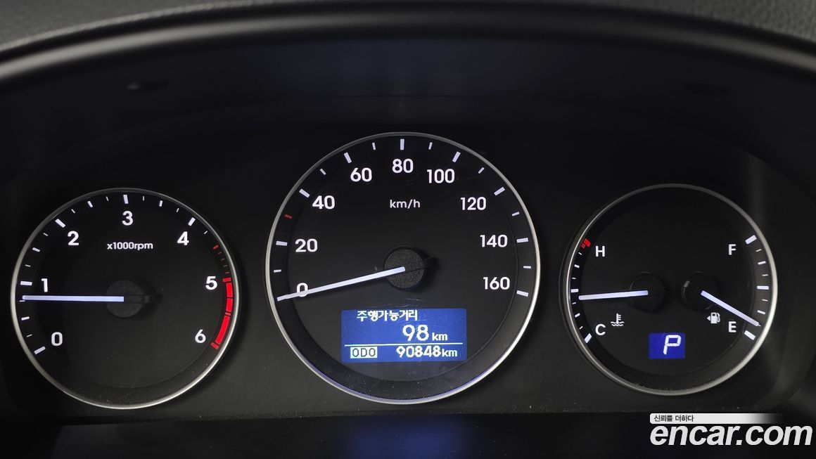 Hyundai Starex 2019