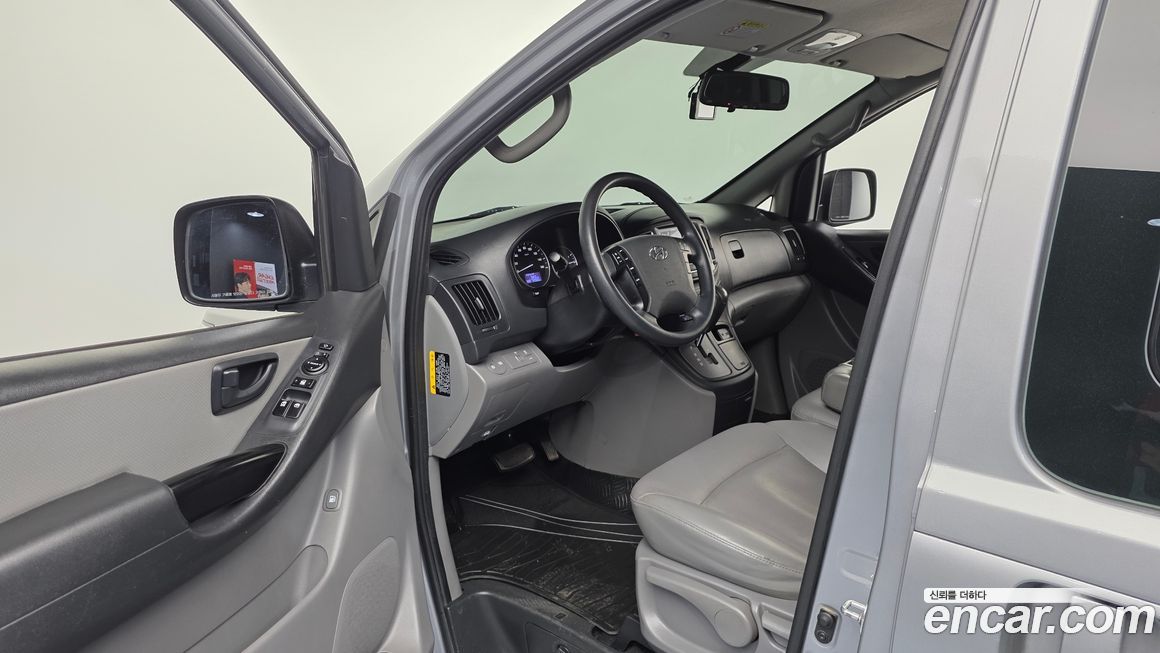 Hyundai Starex 2019