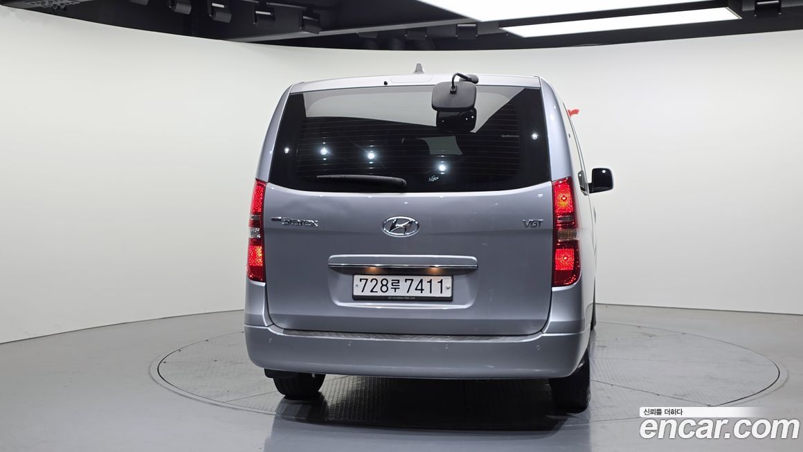Hyundai Starex 2019