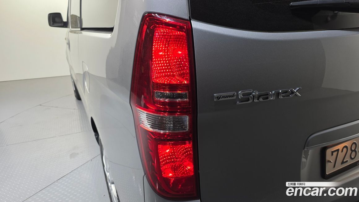 Hyundai Starex 2019