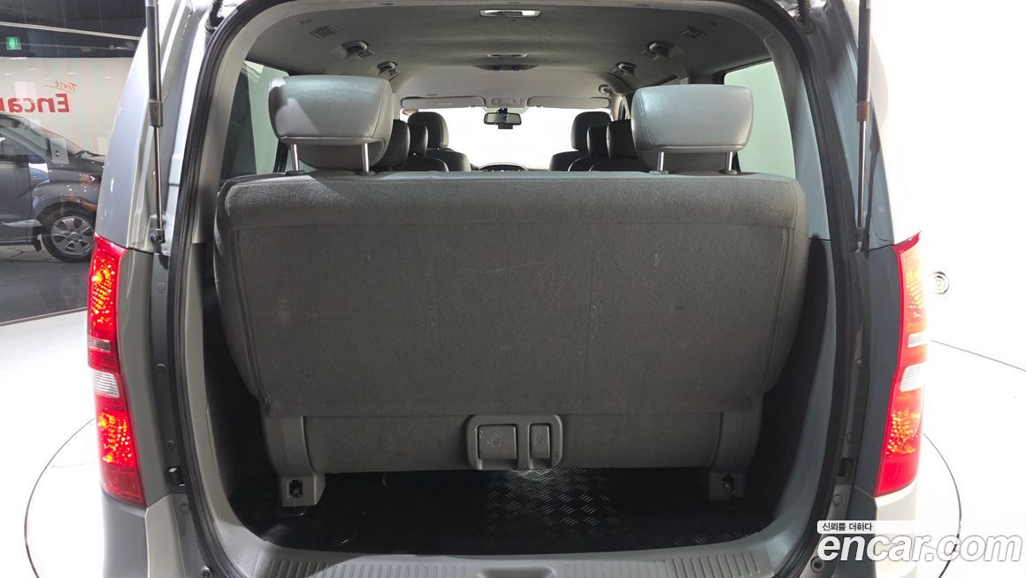 Hyundai Starex 2019