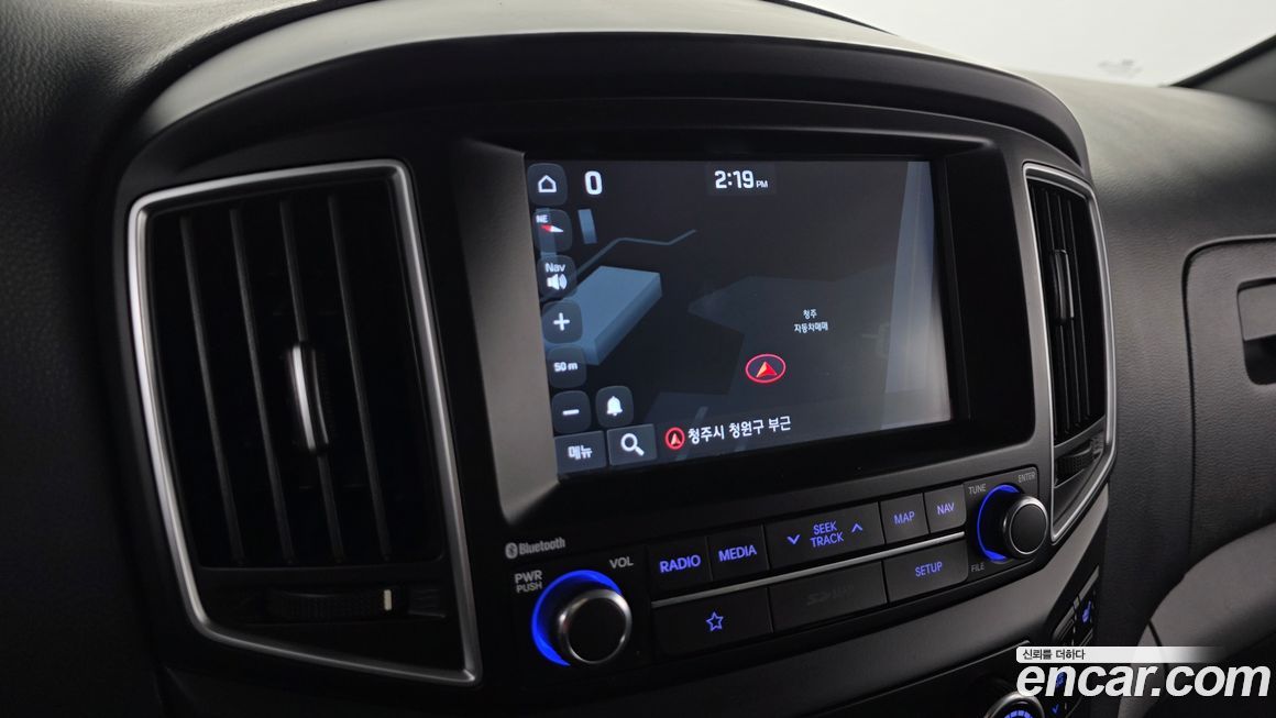 Hyundai Starex 2019