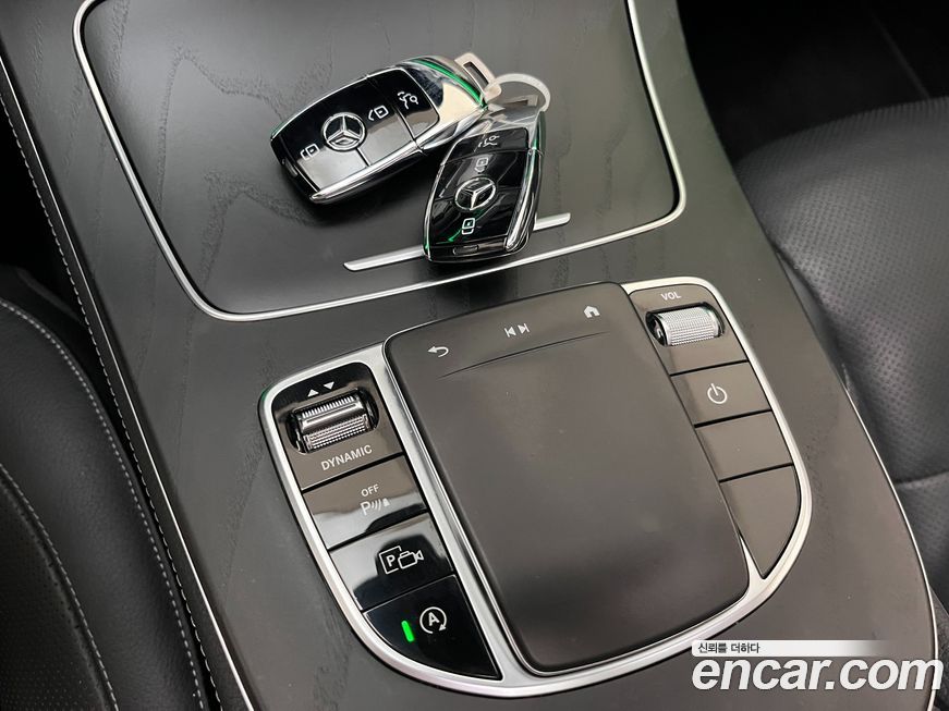 Mercedes-Benz E-Class 2022