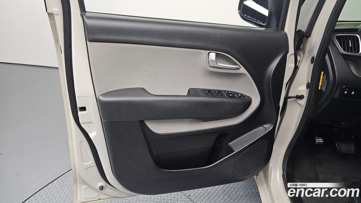 Kia RAY 2012