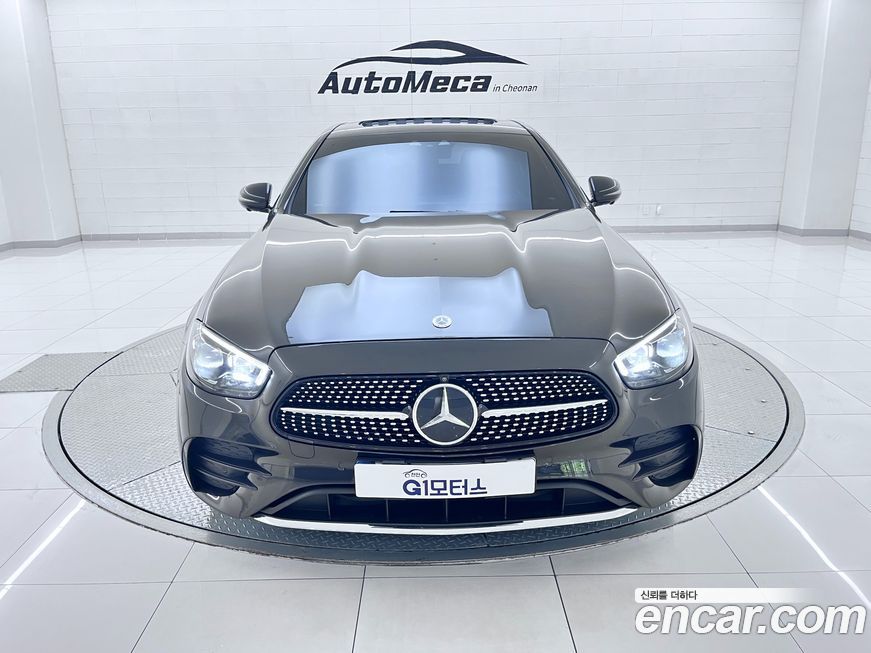 Mercedes-Benz E-Class 2022