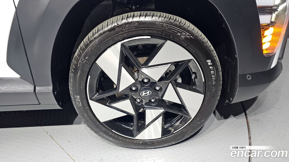 Hyundai Kona 2024
