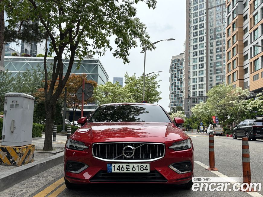 Volvo S60 2021