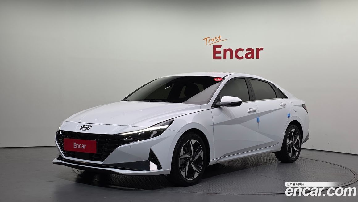 Hyundai AVANTE 2021