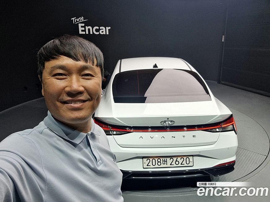 Hyundai AVANTE 2021