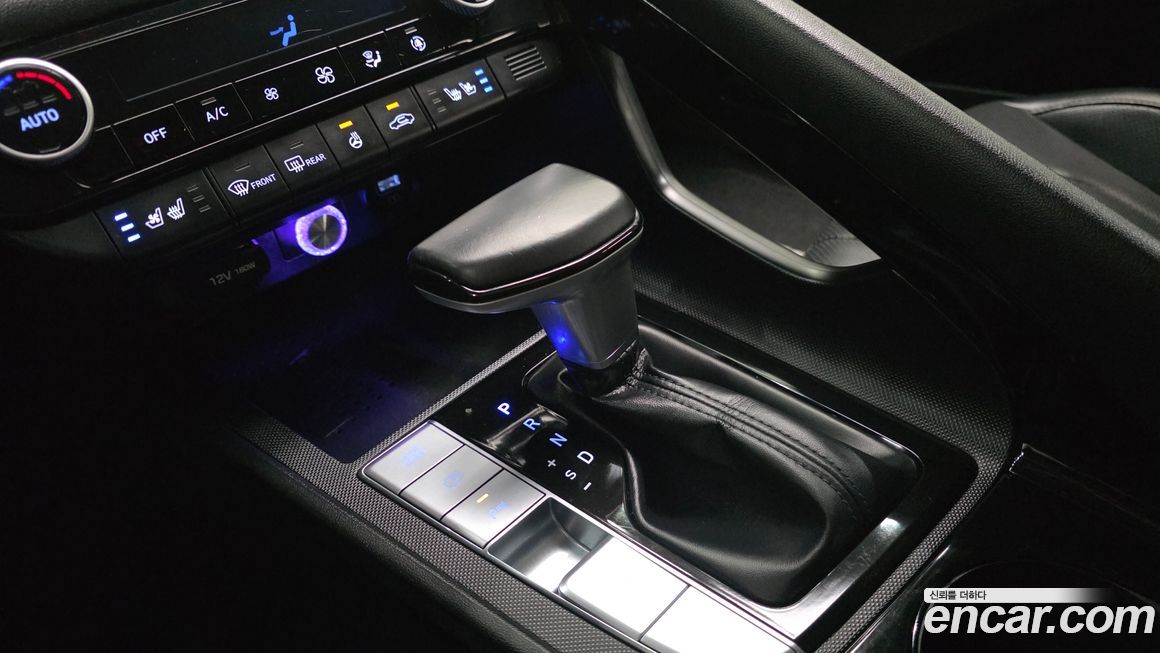 Hyundai AVANTE 2021