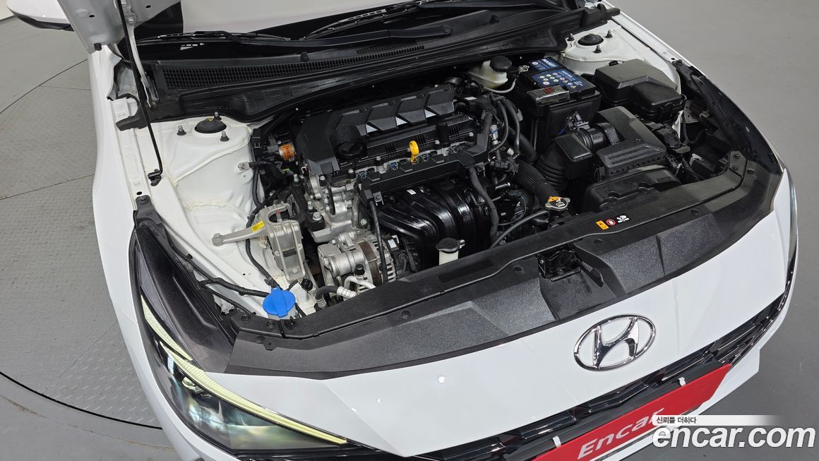 Hyundai AVANTE 2021