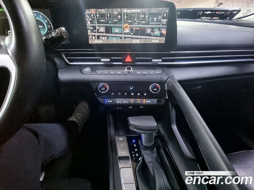 Hyundai AVANTE 2021