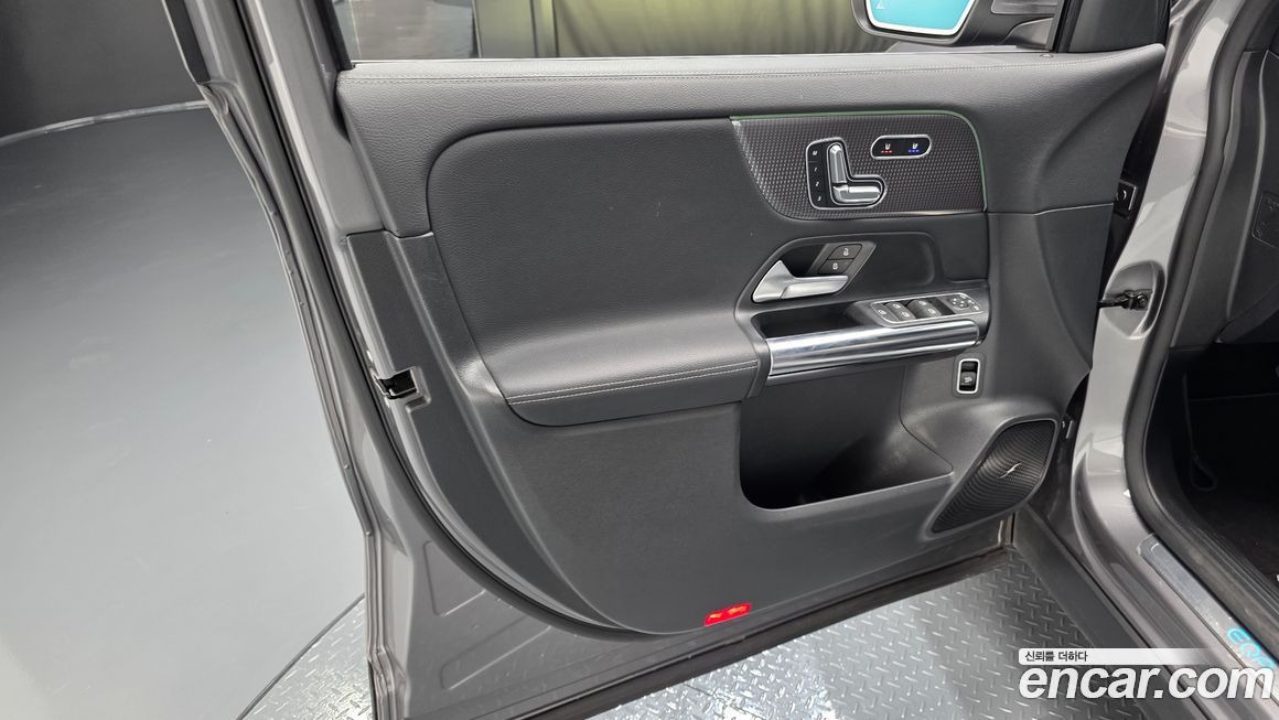 Mercedes-Benz EQA 2022