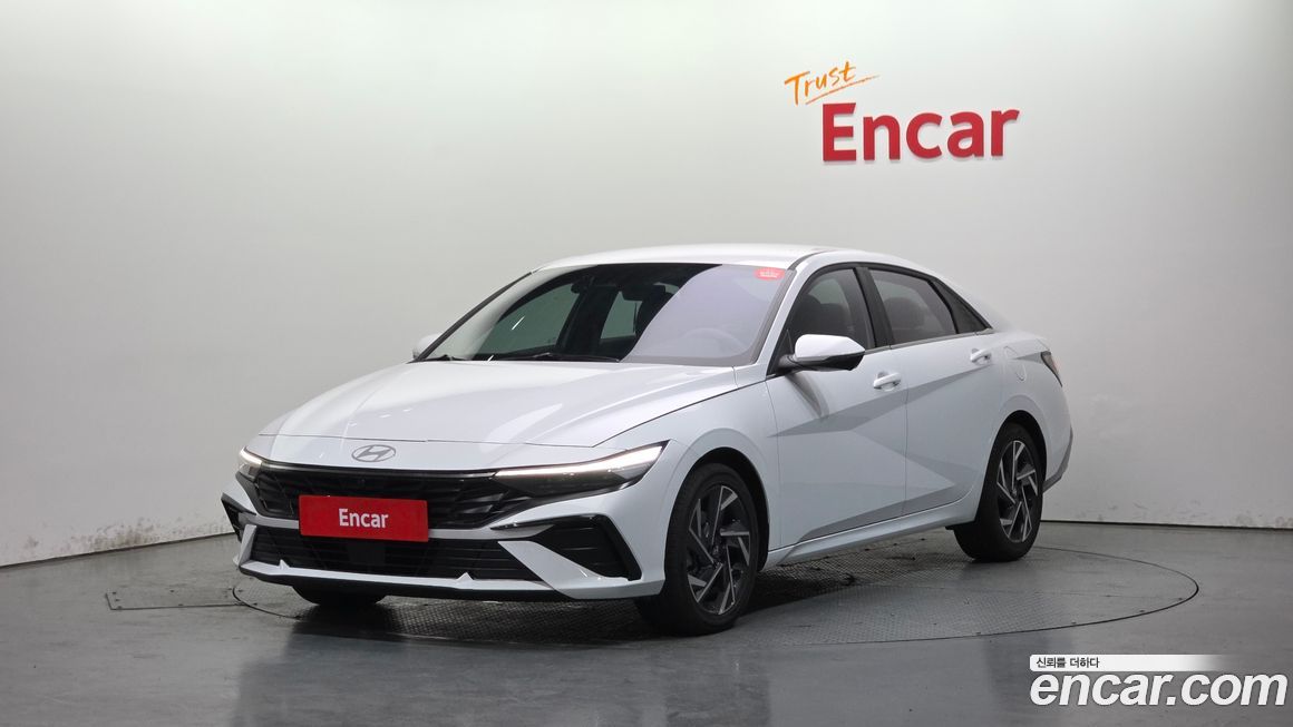 Hyundai AVANTE 2025