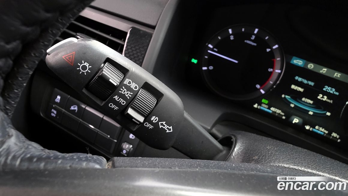 KG_Mobility_Ssangyong Rexton 2020