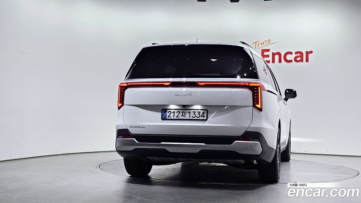 Kia Canival 2025