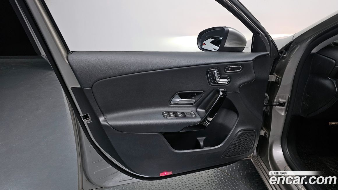 Mercedes-Benz A-Class 2019