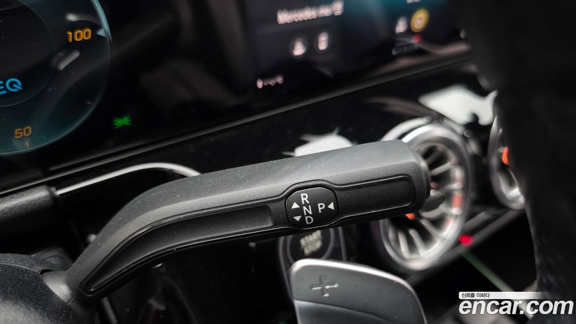 Mercedes-Benz EQA 2022