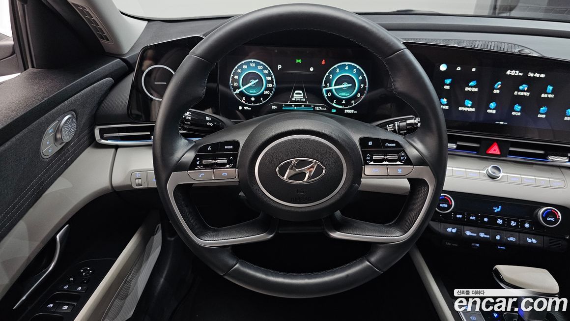 Hyundai AVANTE 2021