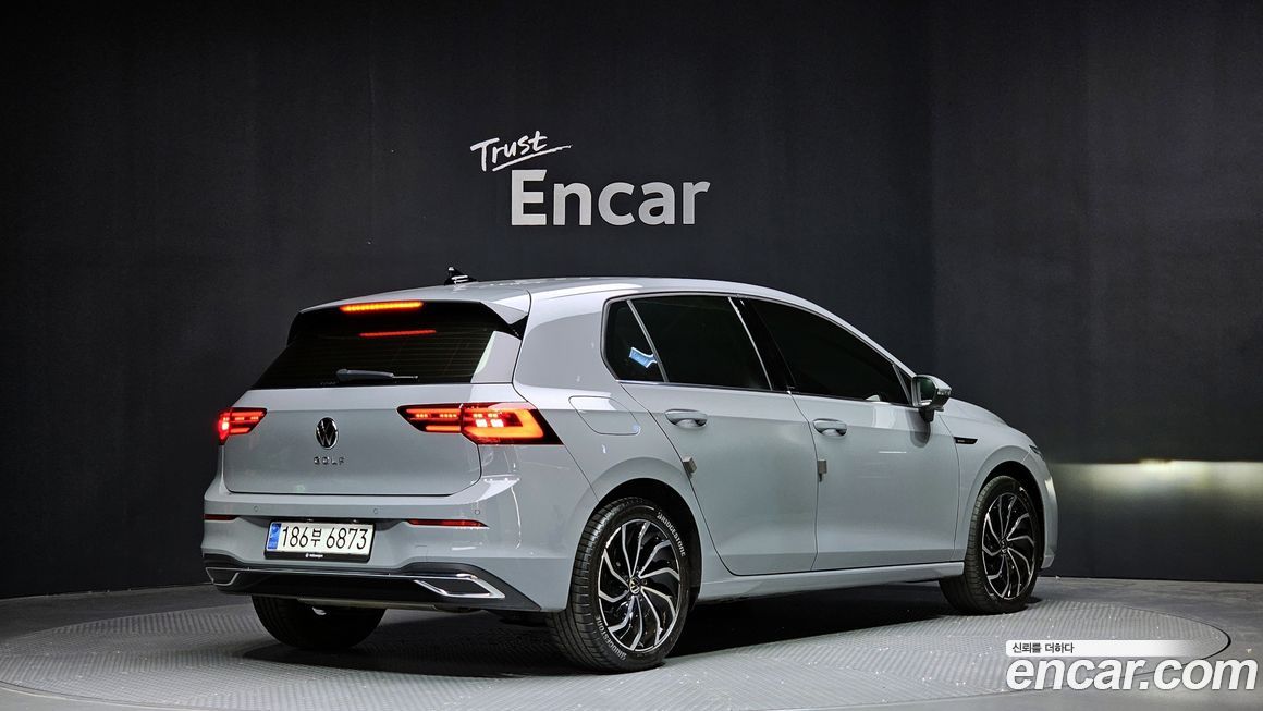 Volkswagen Golf 2023