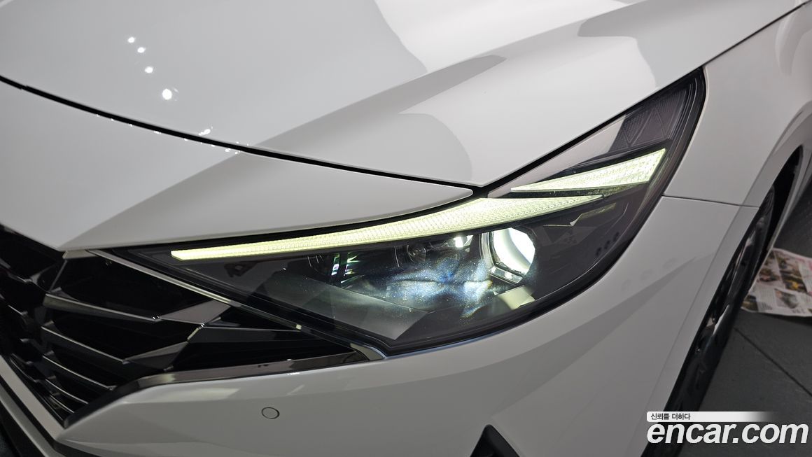Hyundai AVANTE 2021