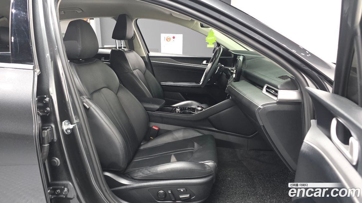 Kia K5 2023